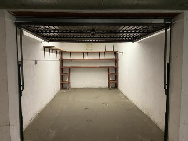 Garaż do wynajęcia w Kraków