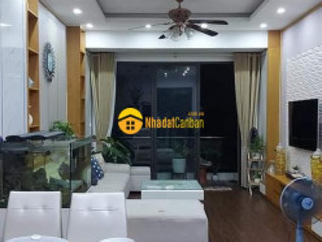 Nhà mặt phố bán