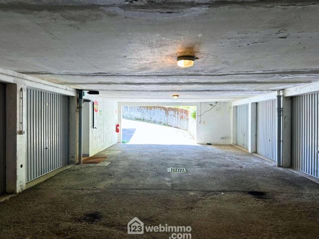 Garage vente à Albertville, Notre-dame-de-bellecombe