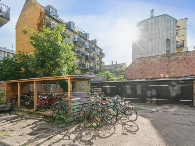 Erhvervsejendom til leje i Frederiksberg C, Brøndby