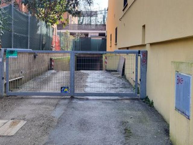 Box in affitto a Bologna, Reggio Emilia