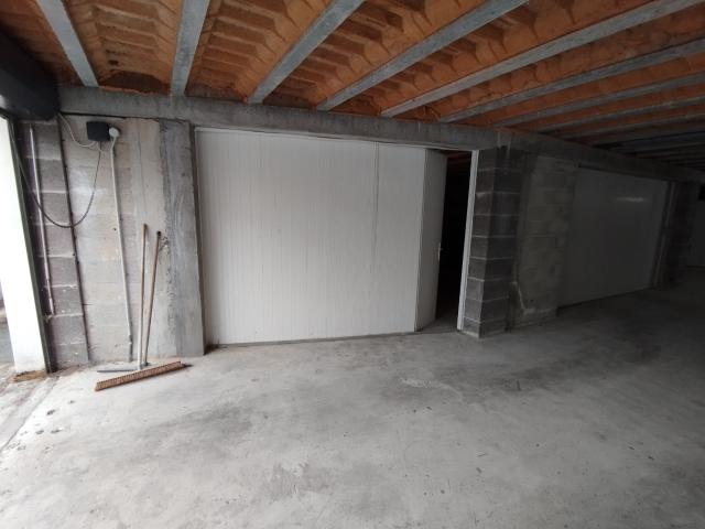 Garage vente à Rochefort