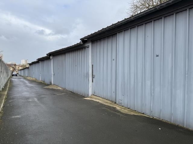 Garage location à Reims