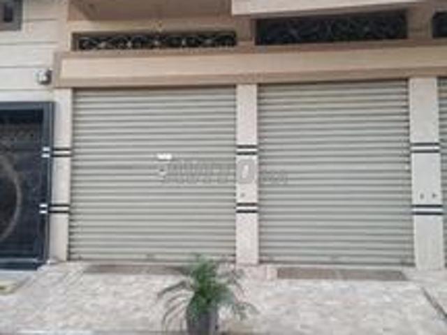 Local commercial location à Salé