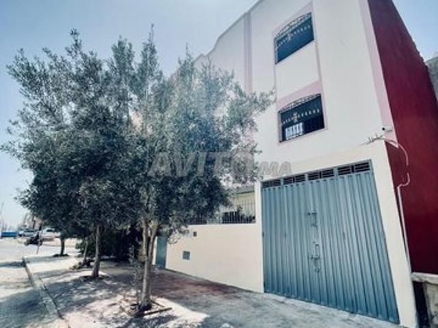 Local commercial location à Anfa, Gharb-Chrarda-Beni Hssen