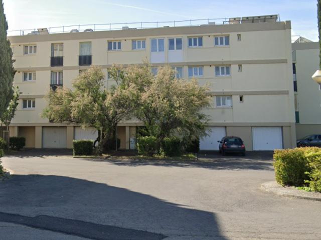 Garage location à Carpentras, Monteux