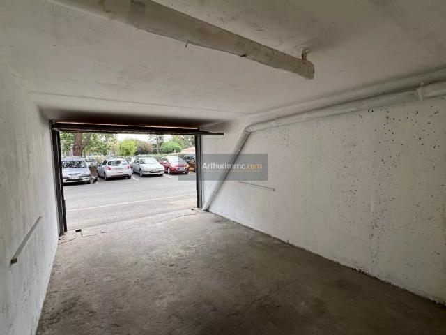 Garage location à Arrondissement de Draguignan, Fréjus