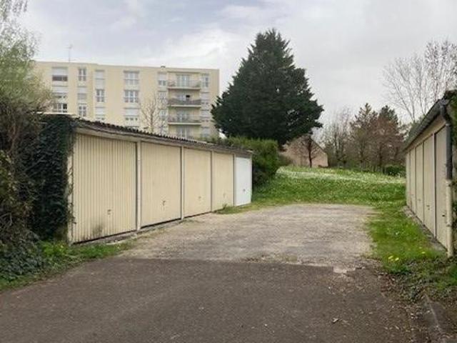 Maison location à Avallon, Epineuil