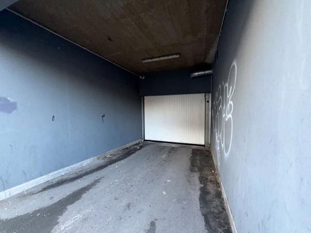 Garage vente à Saint-Julien-en-Genevois, Gaillard