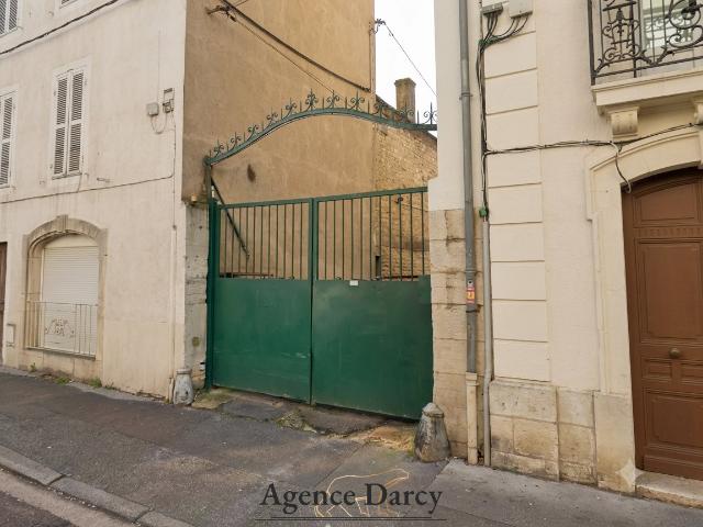Garage vente à Dijon