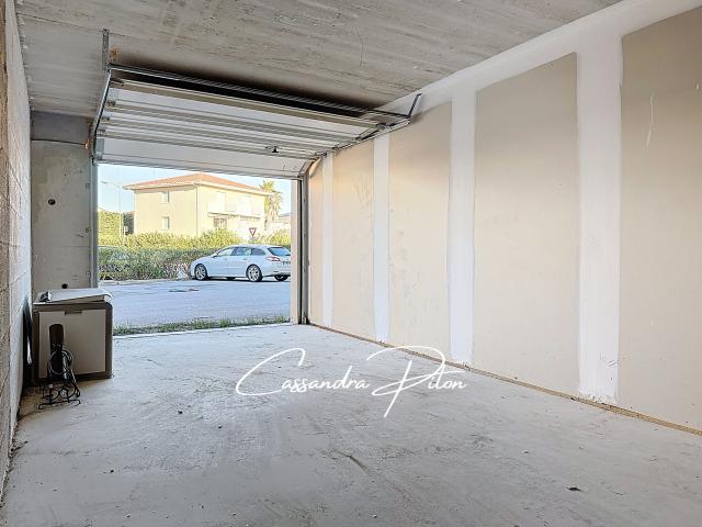 Garage vente à Perpignan, Sainte-marie