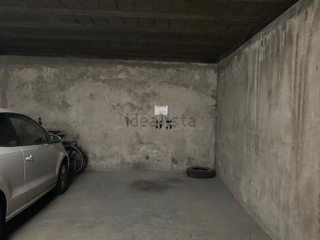 Garage vente à Paris 12e Arrondissement, Paris