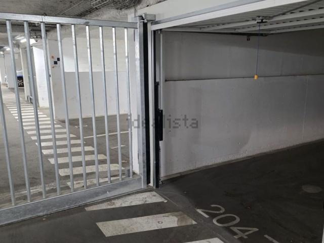 Garage vente à Paris 18e Arrondissement, Paris
