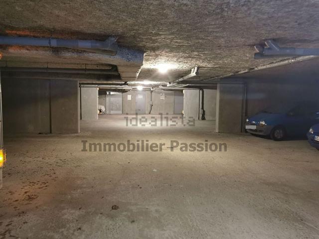 Garage vente à Centre Ville - La Fayette - Eblé, Angers