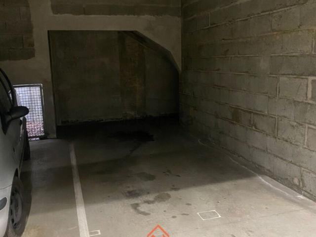 Garage vente à Centre Ville - La Fayette - Eblé, Angers
