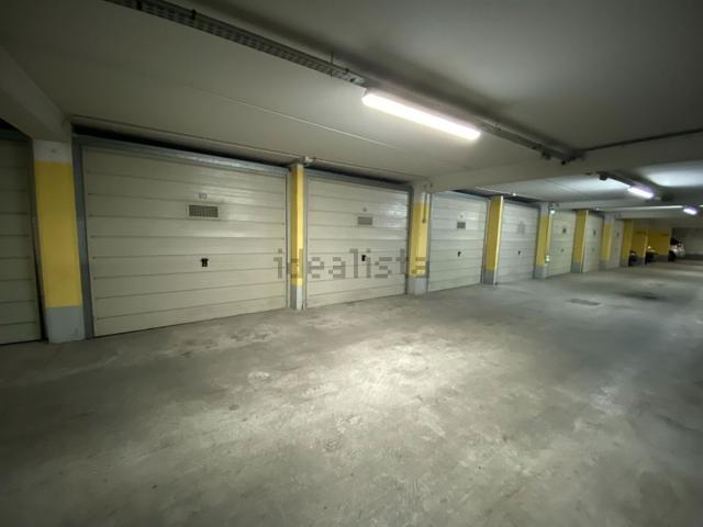 Garage vente à Paris 3e Arrondissement, Paris