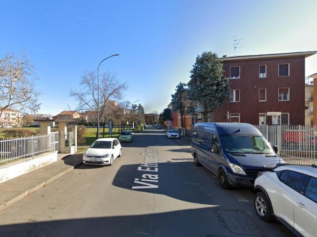 Box in vendita a Infrangibile, Piacenza