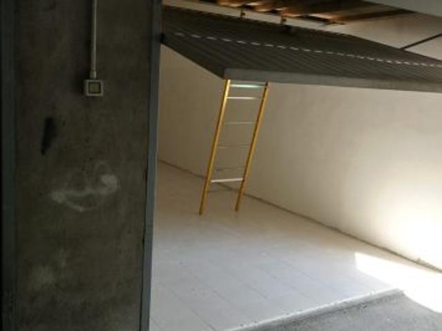 Box in vendita a Bastia Umbra, Umbria