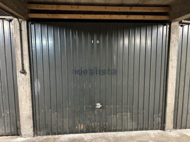 Garage vente à Paris 12e Arrondissement, Paris