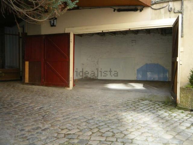 Garage location à République, Besançon