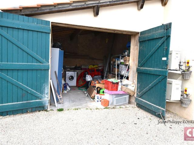 Garage vente à Besse-sur-Issole, Var