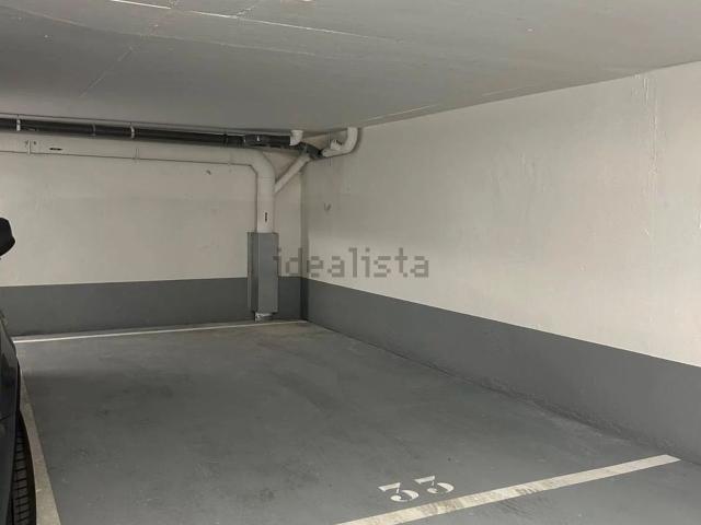 Garage vente à Paris 16e Arrondissement, Paris
