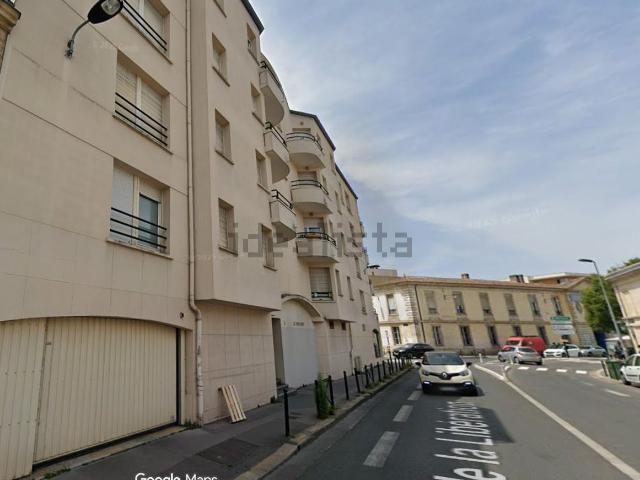 Garage location à Bordeaux, Port de la Lune, Bordeaux