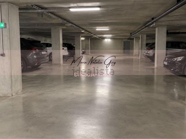 Garage vente à Bordeaux, Port de la Lune, Bordeaux