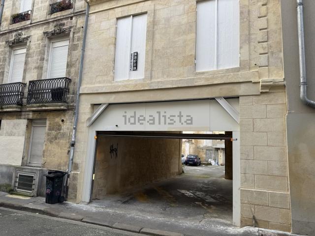 Garage location à Bordeaux, Port de la Lune, Bordeaux