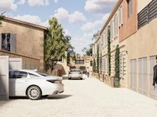 Garage vente à Bordeaux, Port de la Lune, Bordeaux