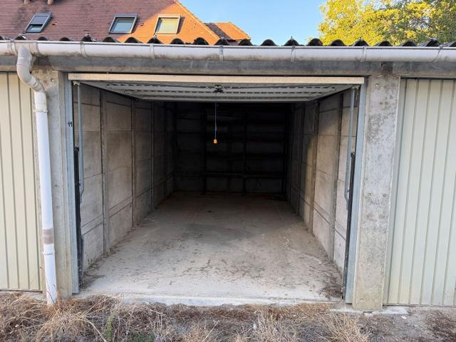 Garage vente à Bourges, Cher
