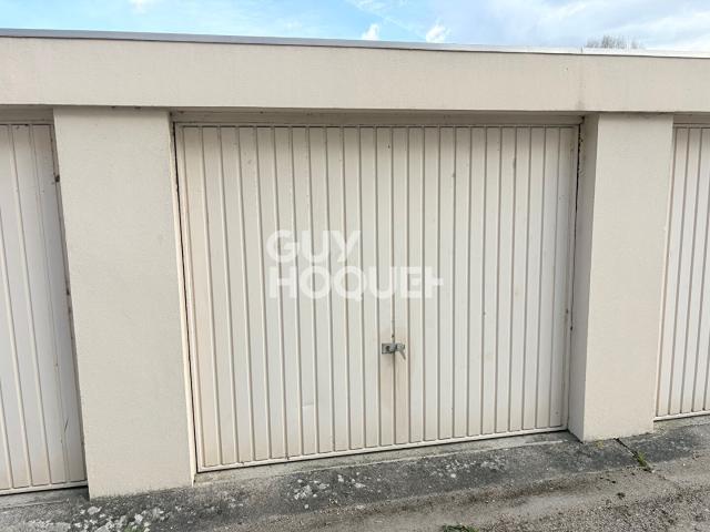 Garage vente à Hameau Pannier, Saint-Aubin-lès-Elbeuf