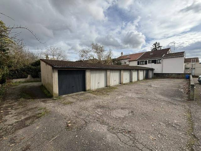 Garage vente à Thionville, Guénange