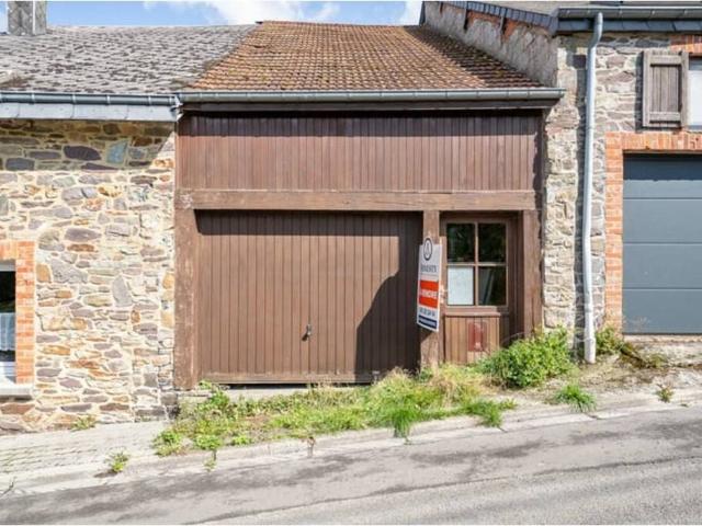 Garage vente à Smuid, Libin