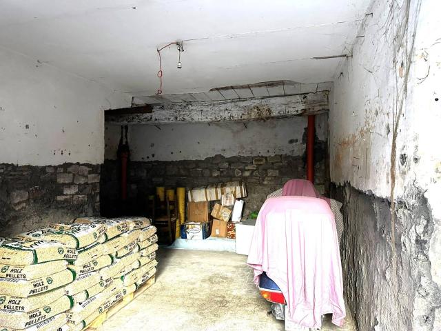 Box in vendita a San Pellegrino, Viterbo