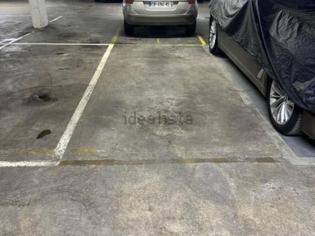 Garage vente à Paris 13e Arrondissement, Paris