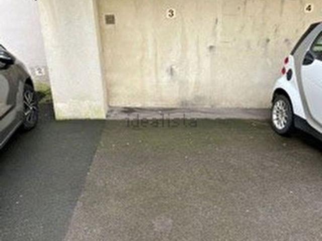 Garage location à Le Château, Caen