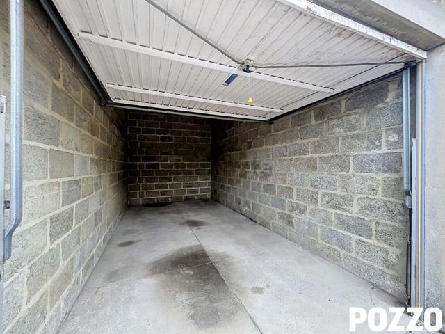 Garage location à Le Marais, Caen