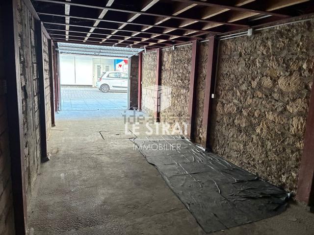 Garage location à Le Château, Caen