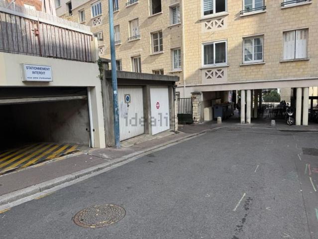 Garage location à Saint-Gilles, Caen
