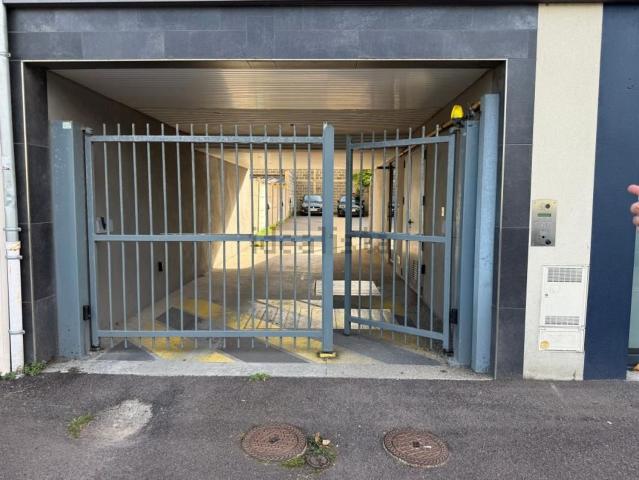 Garage location à Saint-Jean, Caen