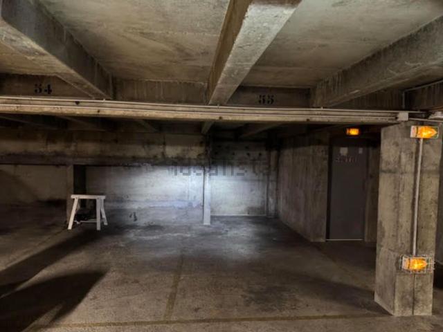 Garage vente à Paris 15e Arrondissement, Paris
