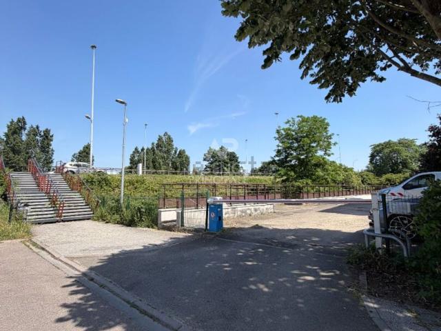 Garage location à Poissy, Yvelines