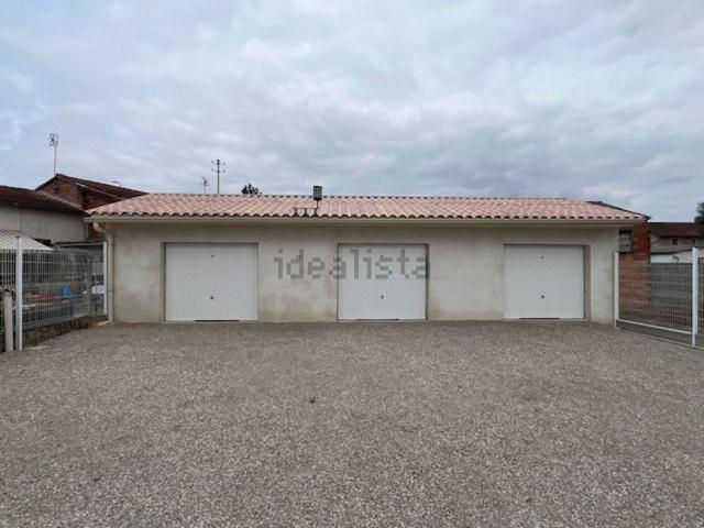 Garage location à Caussade, Tarn-et-Garonne
