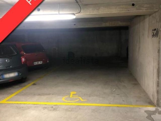 Garage vente à Les Chênes, Cergy