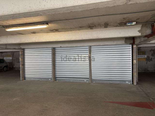 Garage vente à Cergy Village, Cergy