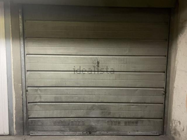 Garage vente à Paris 18e Arrondissement, Paris