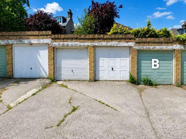 Park Home for sale in Pouchen End, Hertfordshire