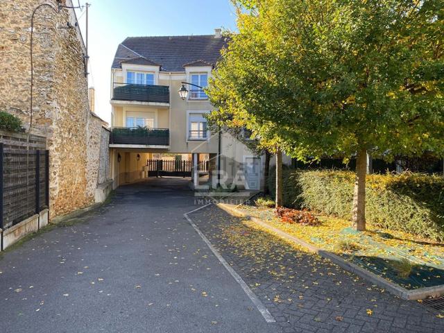 Garage vente à Coubert, Seine-et-Marne