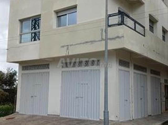 Local commercial location à Tasa
